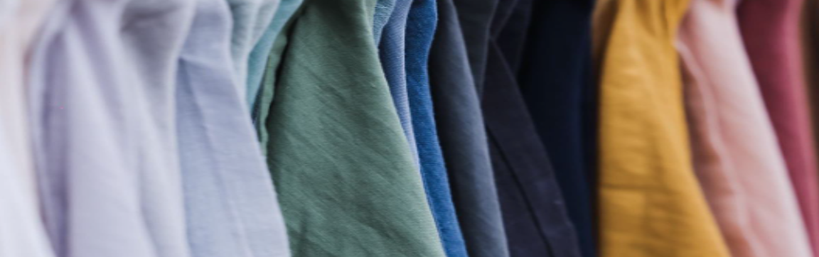 Broderies sur lin, linge de maison de luxe